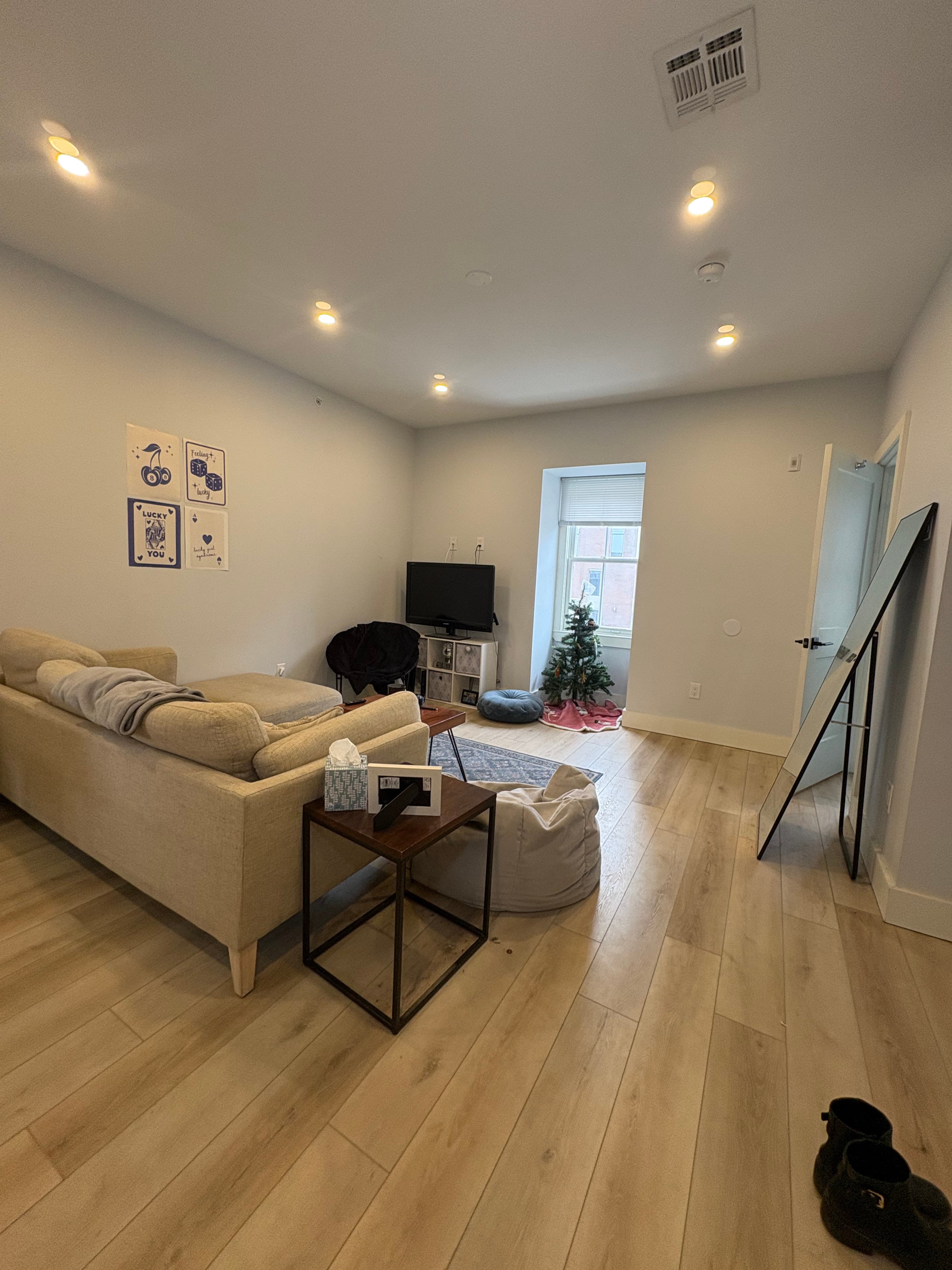 The Pair interior